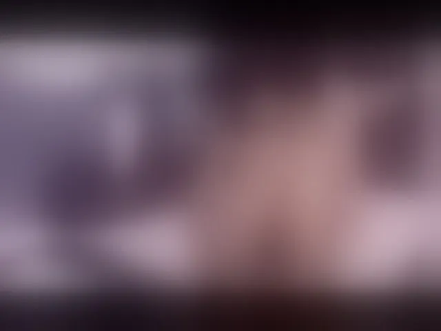Live sex webcam photo for RoyalAlexisX #252904536