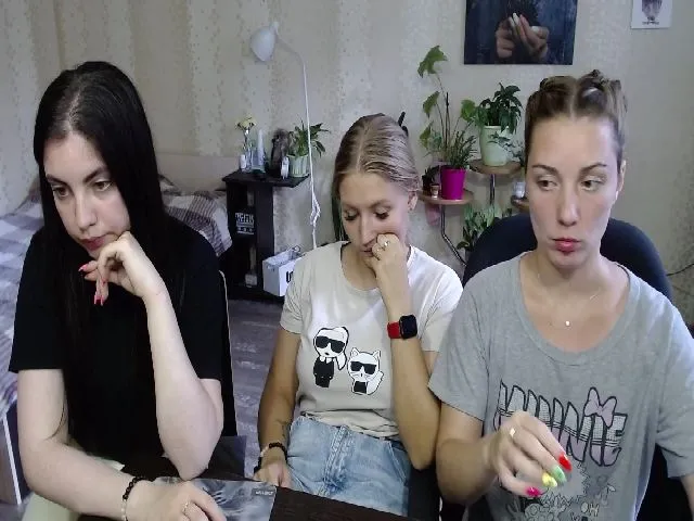 Live sex webcam photo for UrBlack_Kitty #256941060