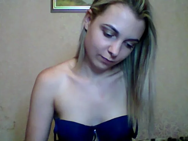 Live sex webcam photo for BreeAngel #258636870