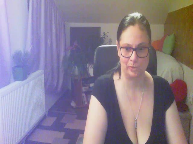 Live sex webcam photo for boosty4you #263851568