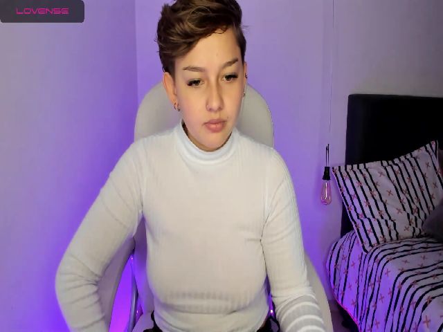 Live sex webcam photo for SalemJimenez #255554935