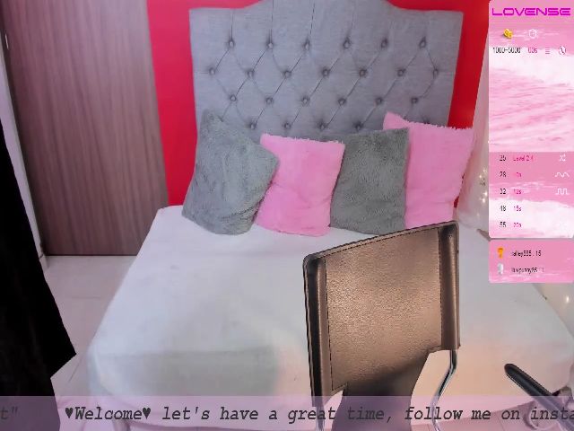 Live sex webcam photo for Sweety_sharai #252549074