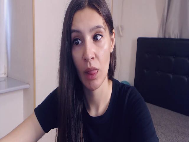 Live sex webcam photo for Asoll77 #257474444