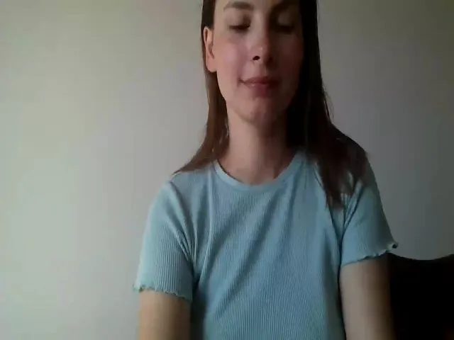 Live sex webcam photo for MisssSun #253432377