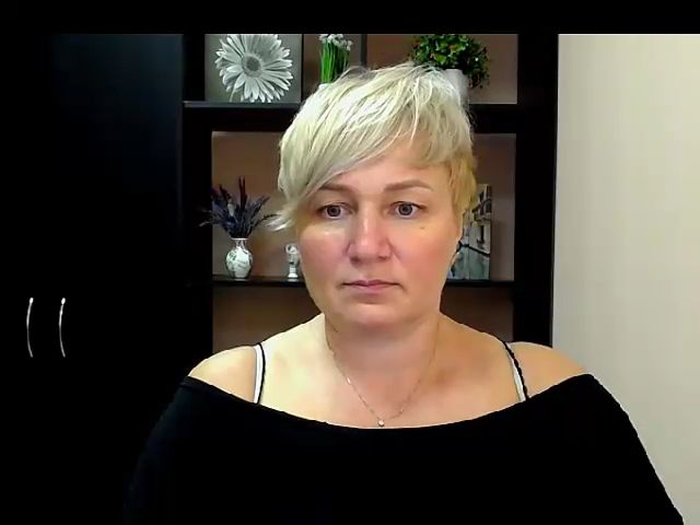 Live sex webcam photo for KailyMey #264985728