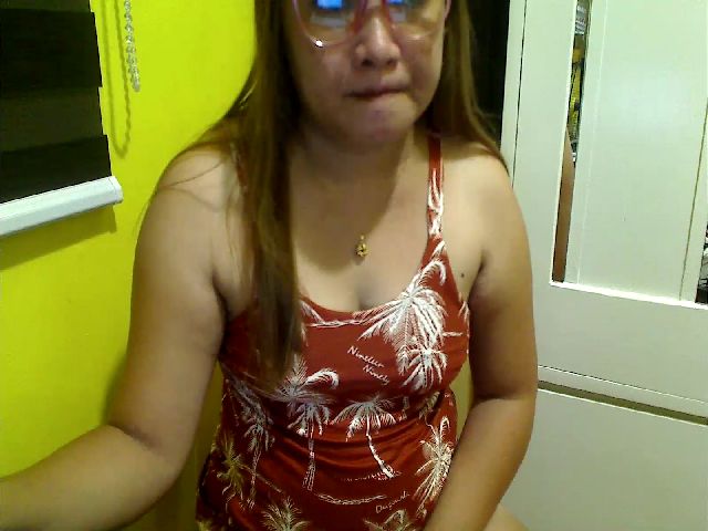 Live sex webcam photo for LiL_Spermaid #265340639