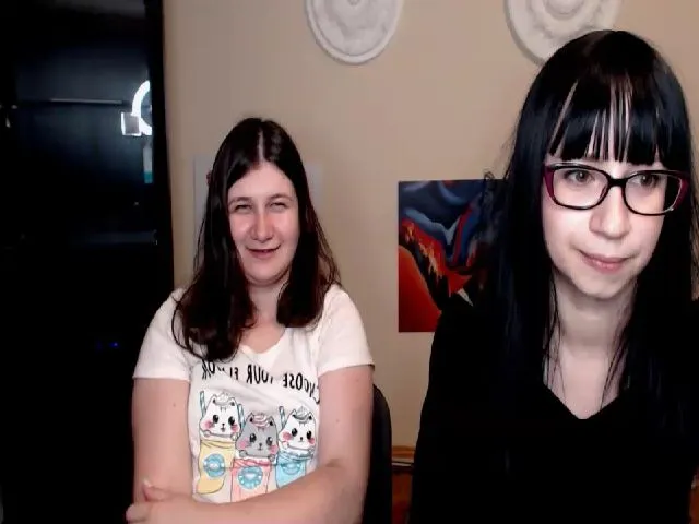 Live sex webcam photo for RizeKamishiro #252789338