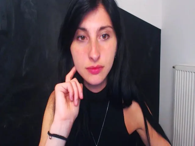 Live sex webcam photo for SnowSpacee #252630352