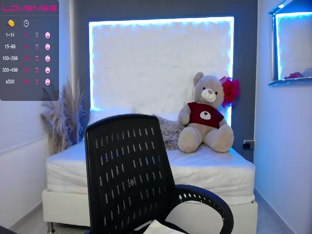 Live sex webcam photo for Any_shy #254835533