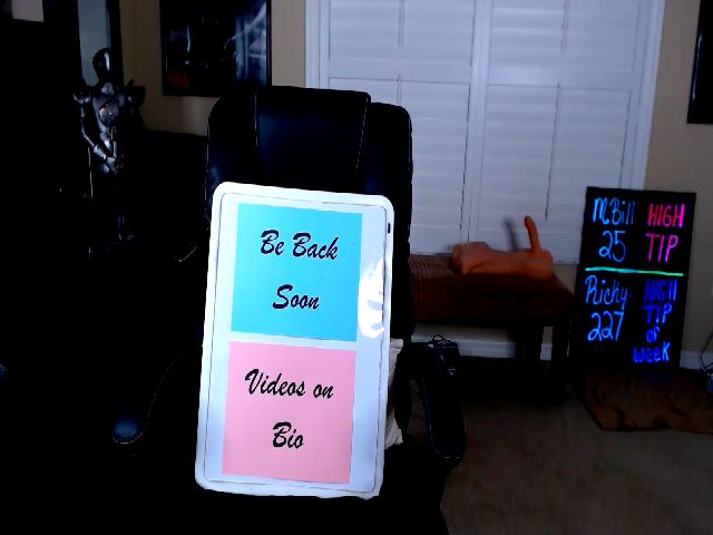 Live sex webcam photo for SummerKnightz #252960169