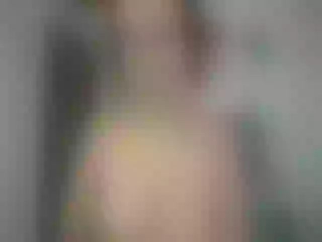 Live sex webcam photo for Eva_08 #259688930