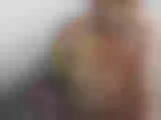 Live sex webcam photo for tinychloe #240703588