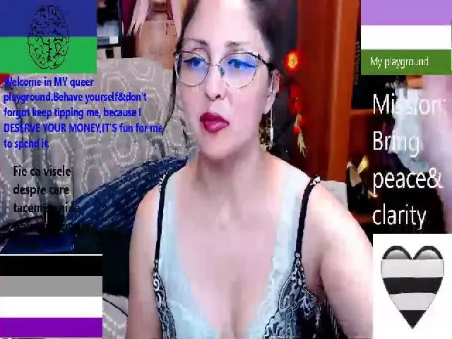 Live sex webcam photo for ImperatrizaS #254591397