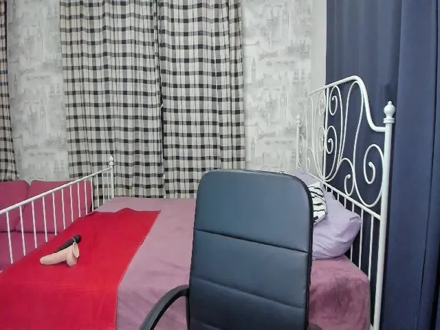 Live sex webcam photo for A11yson #254614955