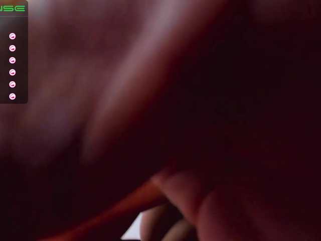 Live sex webcam photo for MeganScott #242350330