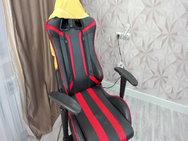 Live sex webcam photo for CuteAiumy #257854003