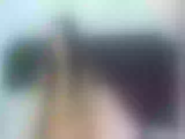 Live sex webcam photo for YoursLauren #255607848