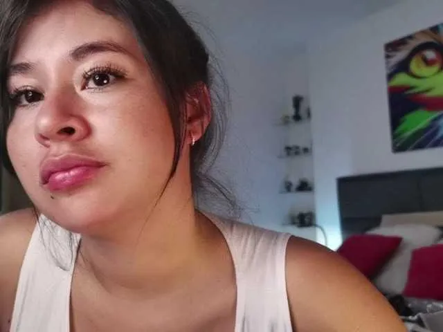 Live sex webcam photo for Sharon-ICG #241284224