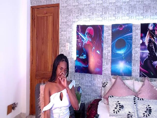 Live sex webcam photo for Hannabanks #260186631