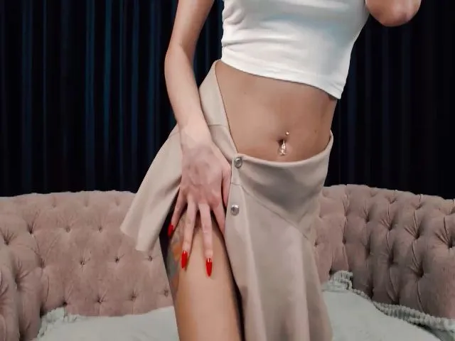 Live sex webcam photo for MariaBlondeJ #255592824