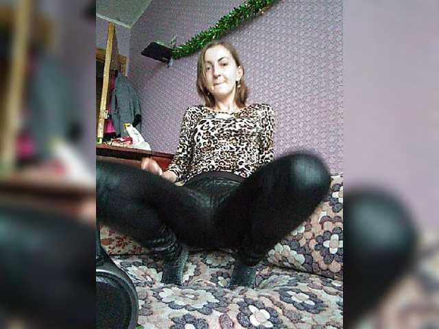 Live sex webcam photo for Zarevna #241574667