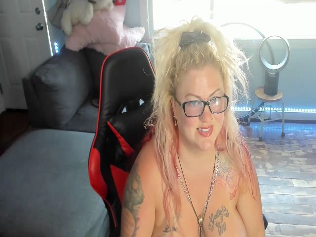 Live sex webcam photo for Janrubygirl #259379983