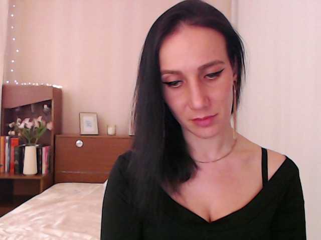 Live sex webcam photo for AlessandraFox #242316689