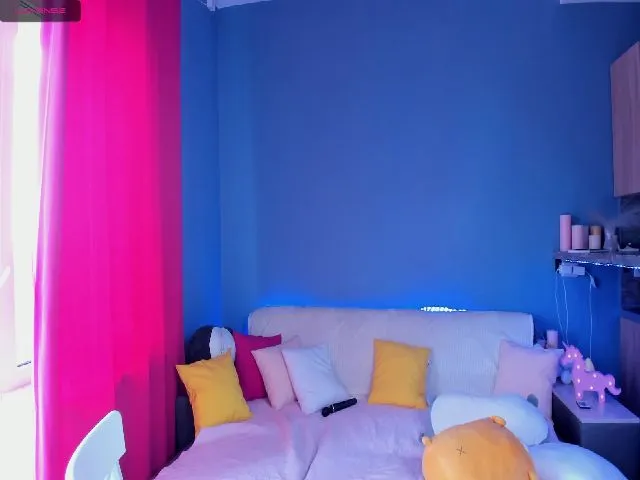 Live sex webcam photo for Milly_Saint #261223358