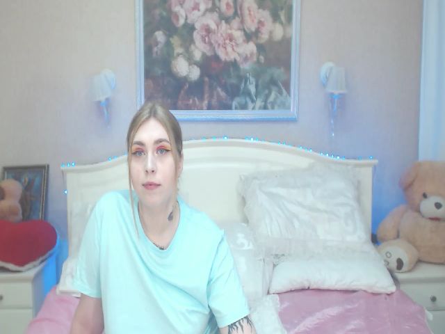 Live sex webcam photo for AmaliaDiva #255477032