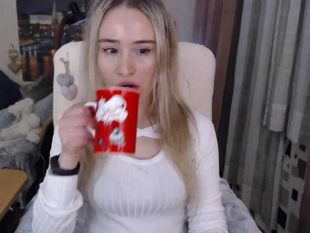 Live sex webcam photo for xyliganka777 #241409094