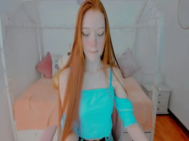 Live sex webcam photo for Emily_sofia1 #261212585
