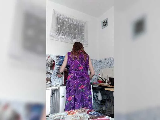 Live sex webcam photo for Alenushka888 #242999512