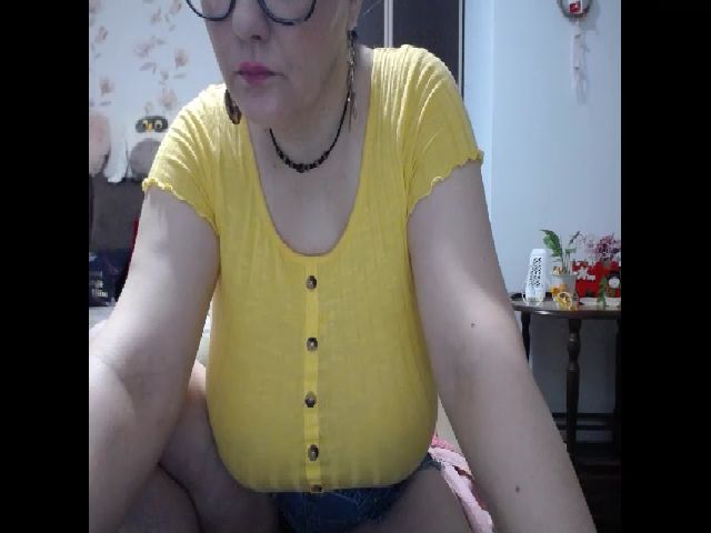 Live sex webcam photo for Mary_x_ #260431854