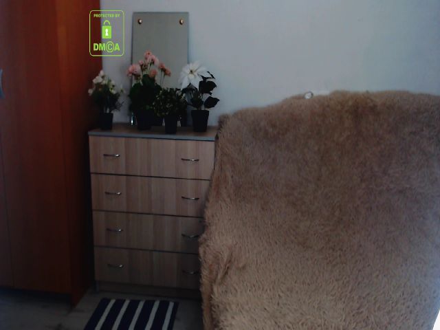 Live sex webcam photo for Alison_Moonli #253239053