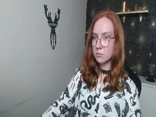 Live sex webcam photo for KISSxGABBY #251938605