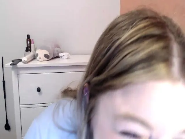 Live sex webcam photo for Gracie #258883302