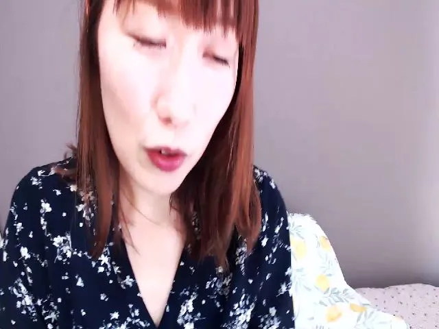 Live sex webcam photo for Miyak0 #262512058