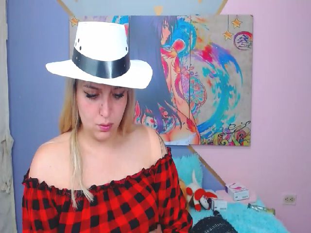 Live sex webcam photo for Anyela_bubble #253724800