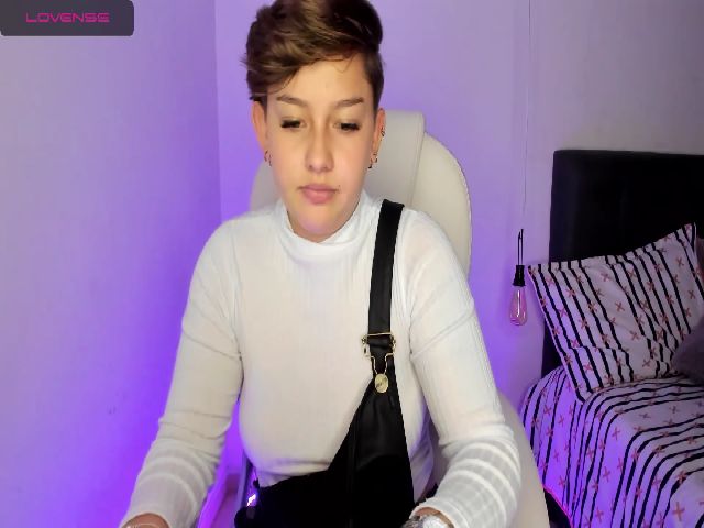 Live sex webcam photo for SalemJimenez #255560218