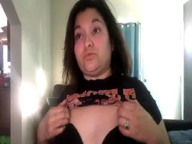Live sex webcam photo for laylabunnyhot #264621017