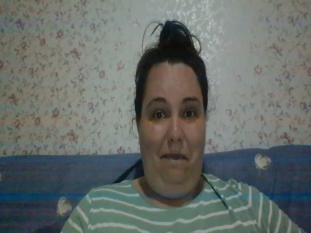 Live sex webcam photo for Clarisse121 #265359225