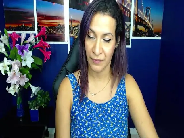 Live sex webcam photo for Infernalsexx #254948754