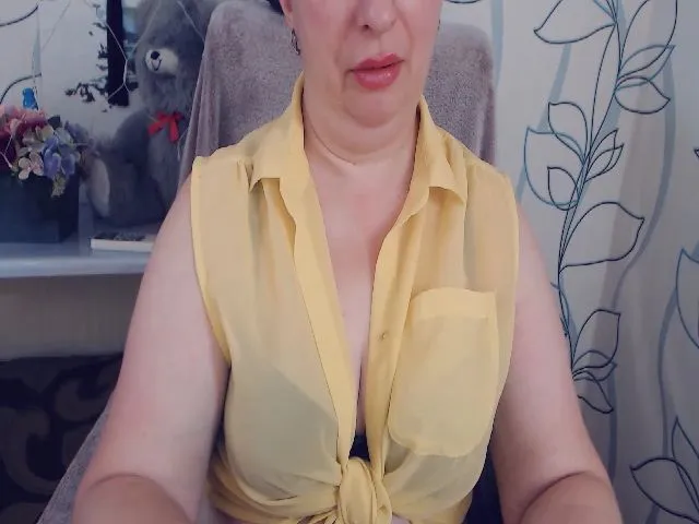 Live sex webcam photo for DepravedMadam #262973095
