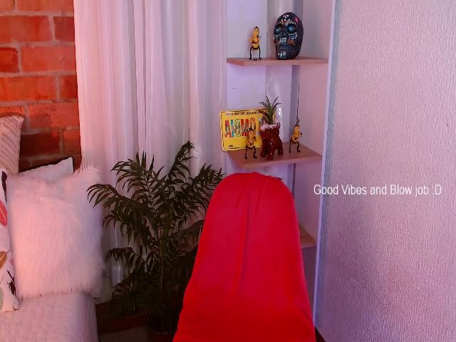 Live sex webcam photo for alone4ever #264645190