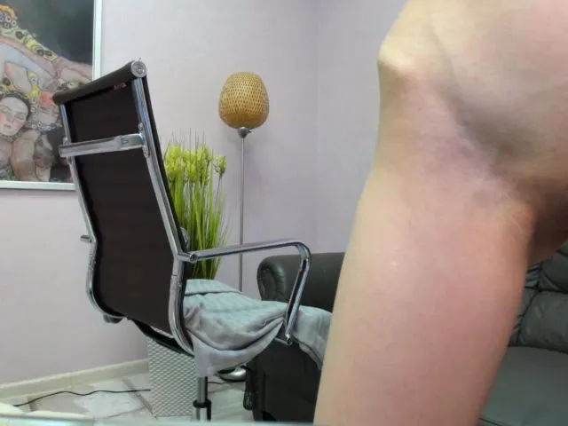 Live sex webcam photo for MarleyCandy #257182529