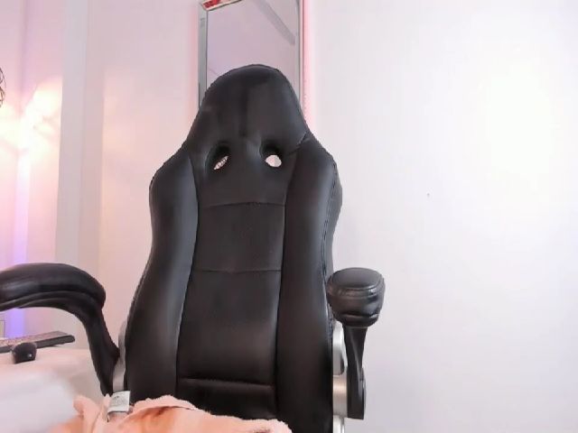 Live sex webcam photo for Vanessa_Samir #258026816