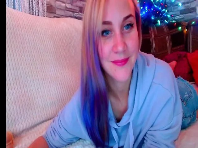 Live sex webcam photo for KitnisEverdin #262480640