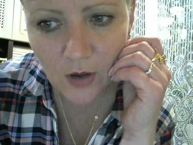 Live sex webcam photo for HelenLike #244348353