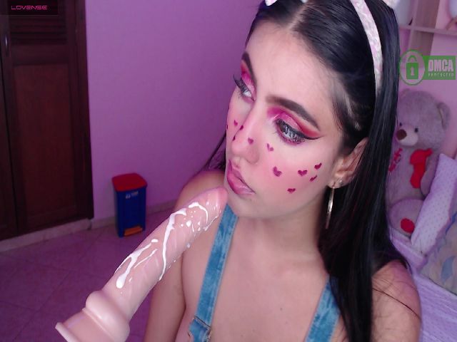 Live sex webcam photo for Valeria_sky #264471282