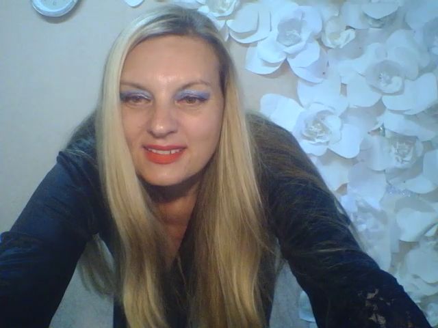 Live sex webcam photo for Miss_Kapriz81 #259228536